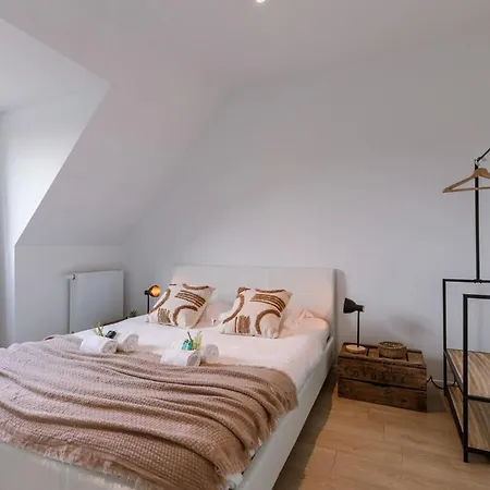 Farmhouse Oasis With Garden, Pond And Idyllic Surroundings * Beernem