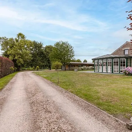 Villa Farmhouse Oasis With Garden, Pond And Idyllic Surroundings *